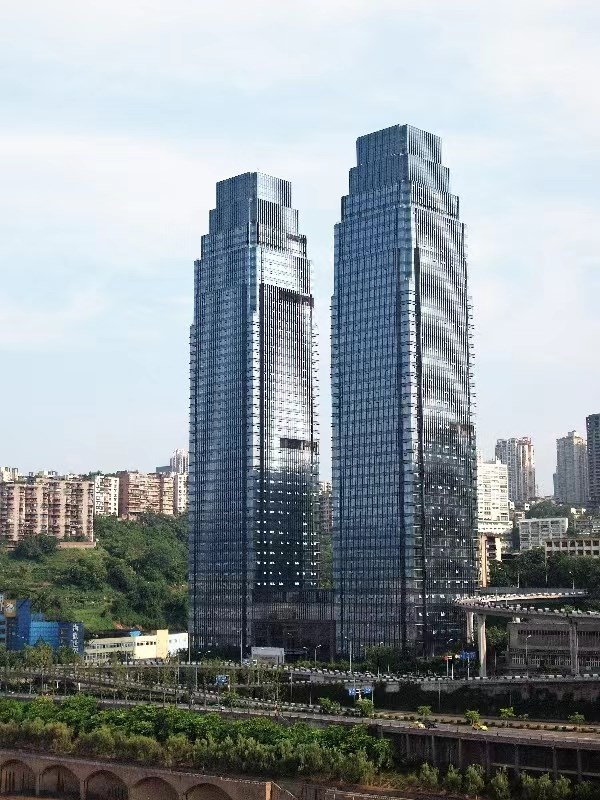 422d783caf7d4903a57bb7463fb3802c